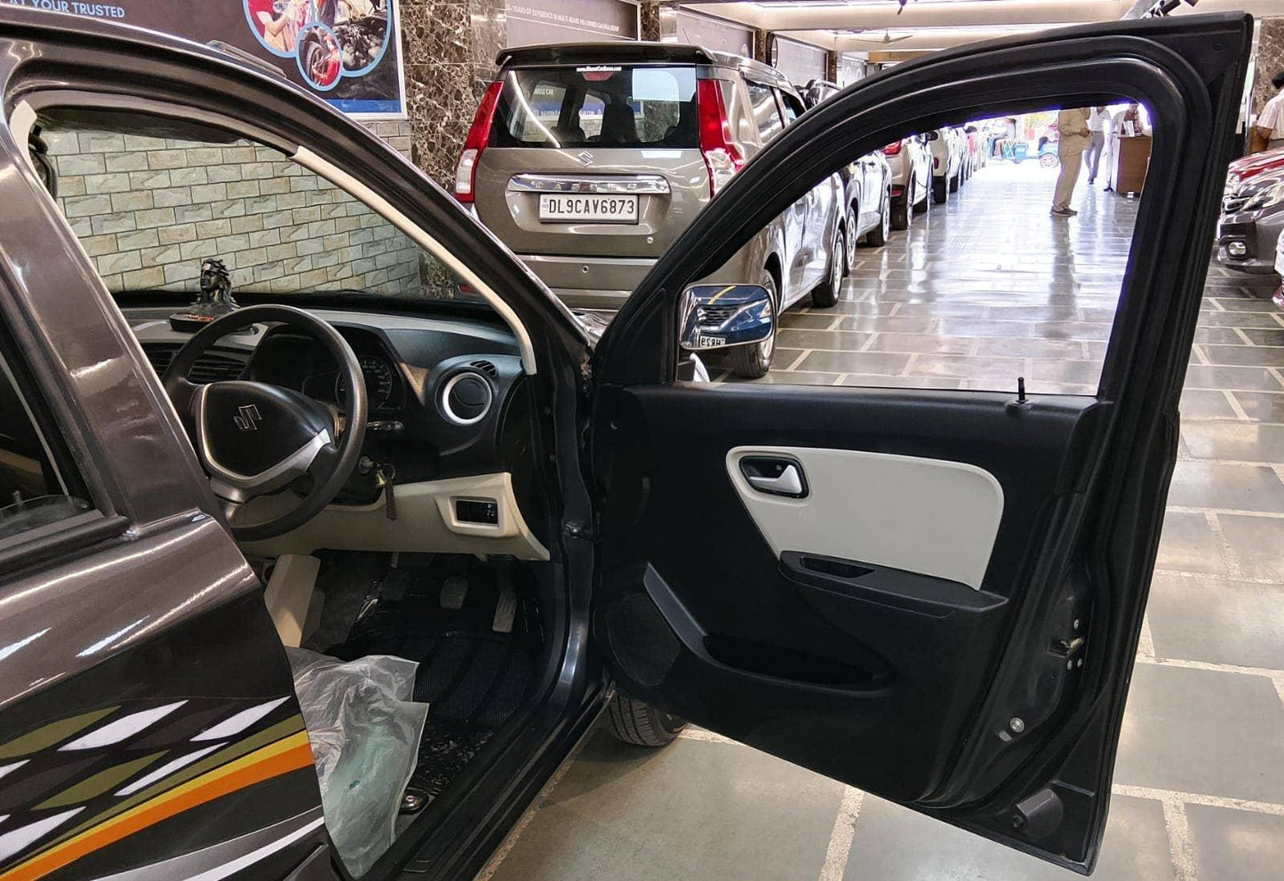 5,000 KMS MARUTI ALTO LXI PETROL (2021)