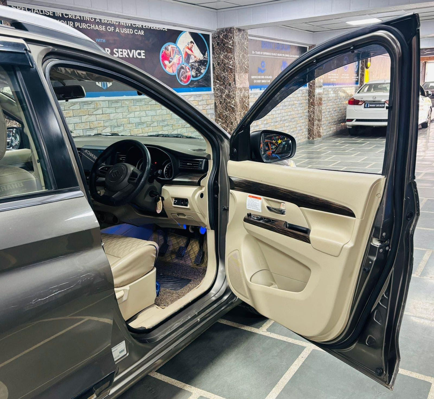 20,000 KMS MARUTI ERTIGA VXI CNG (2021)