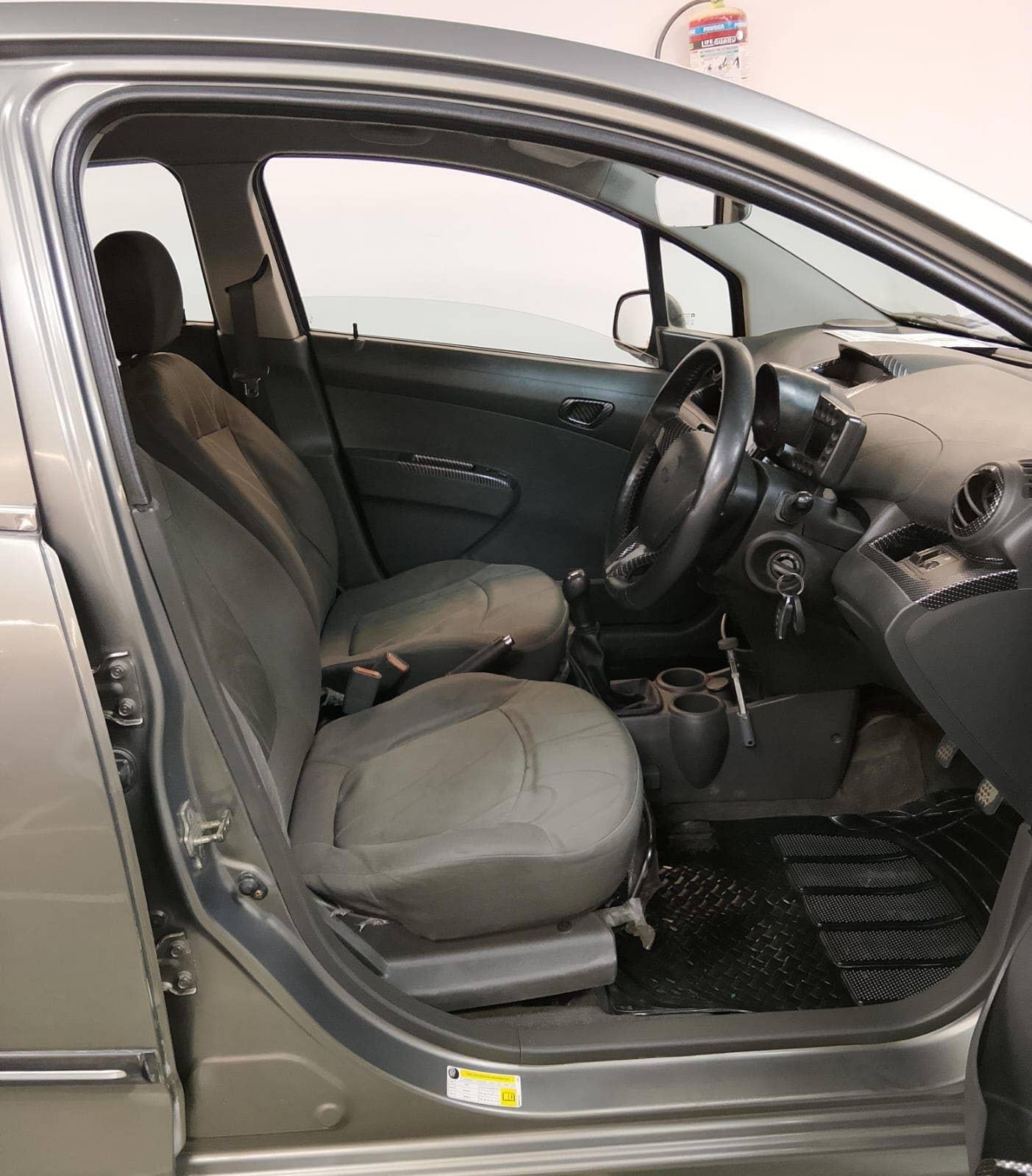 33,000 KMS CHEVROLET BEAT LS PETROL (2012)