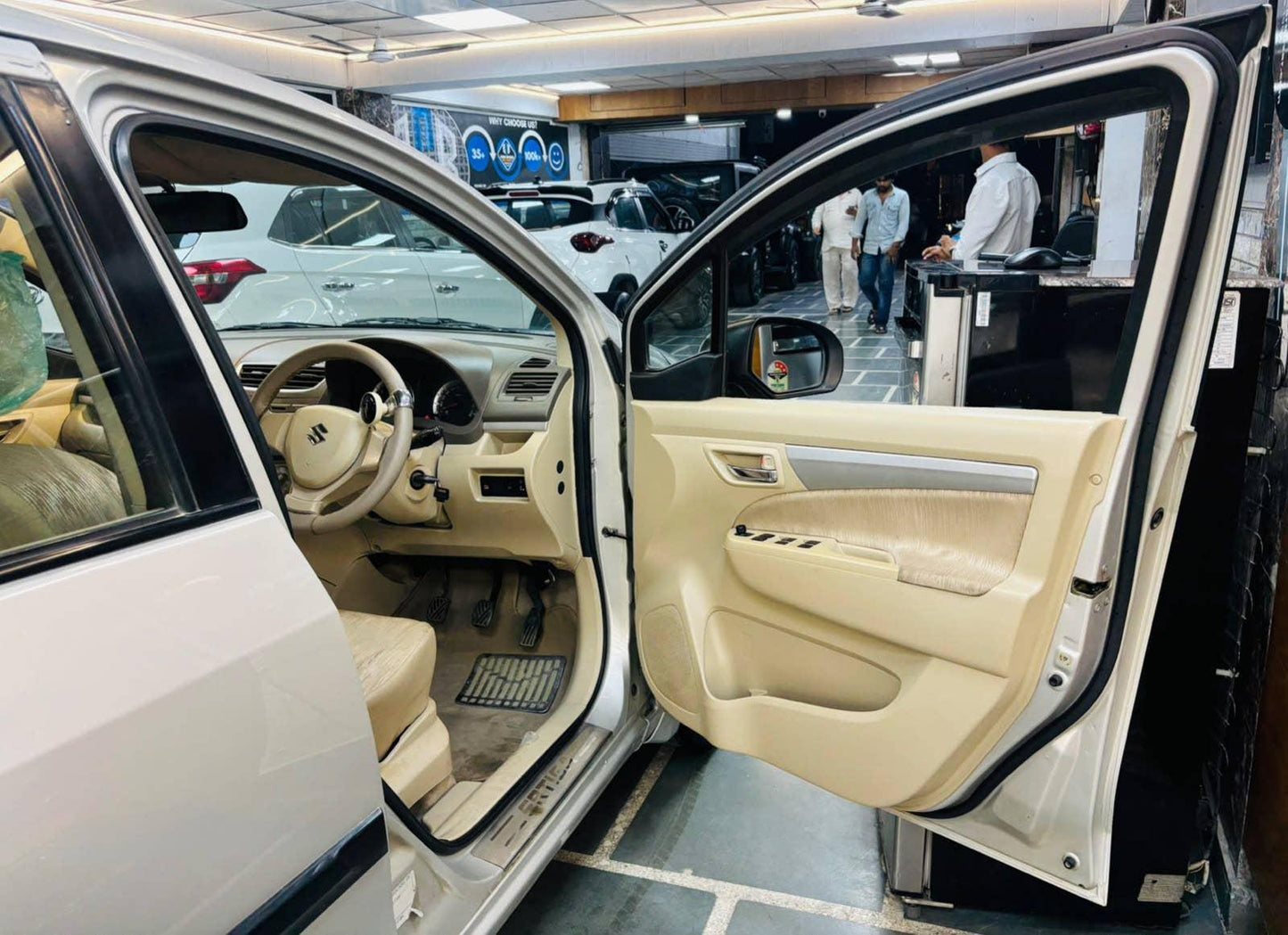 48,000 KMS MARUTI ERTIGA VXI PEROL (2014)