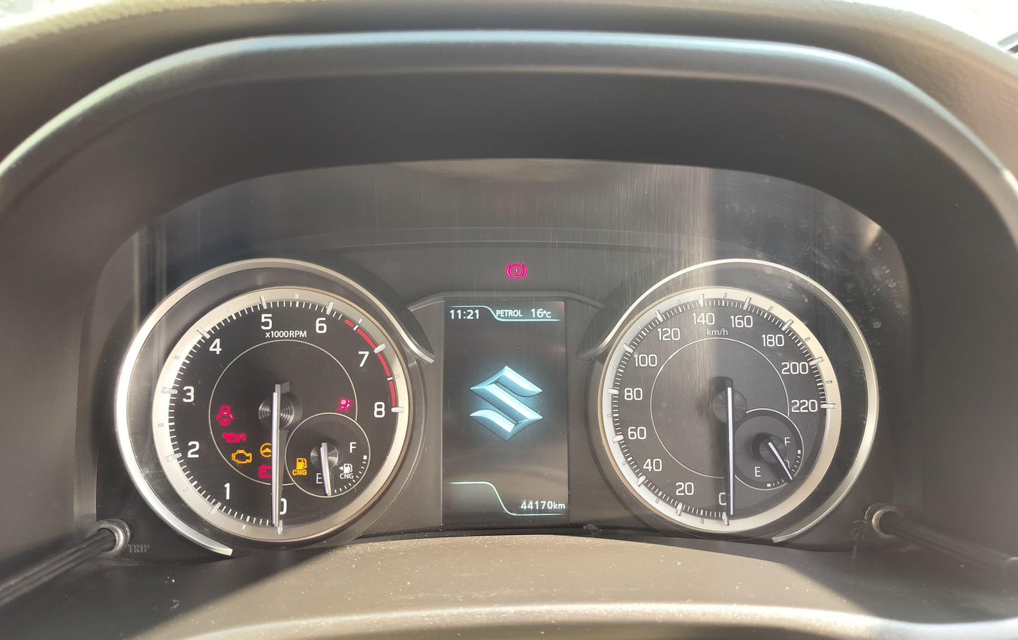 44,000 KMS MARUTI ERTIGA ZXI (O) GREEN CNG (2023)