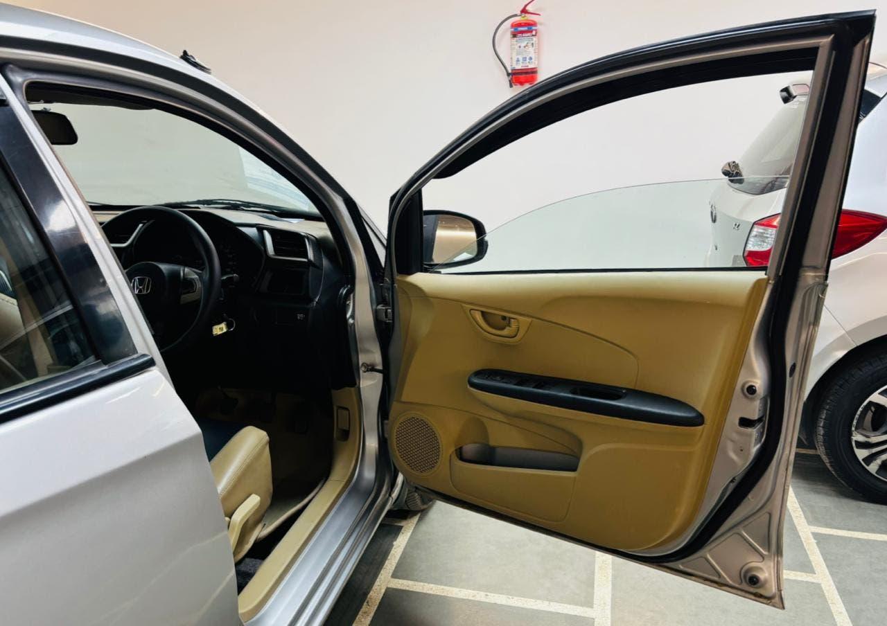 38,000 KMS HONDA BRIO 1.2 S (O) PETROL (2018)