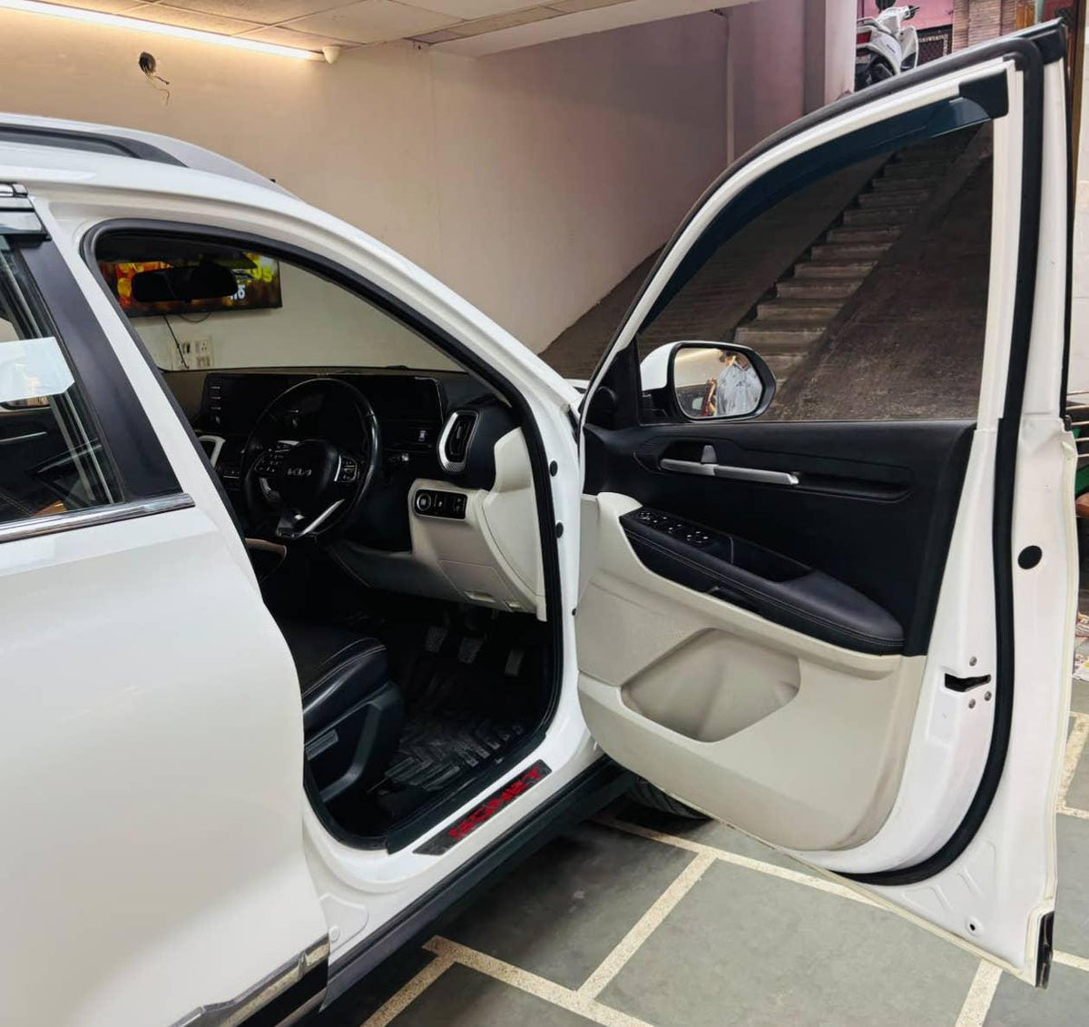 KIA SONET D 1.5 6MT HTX DIESEL (2022)