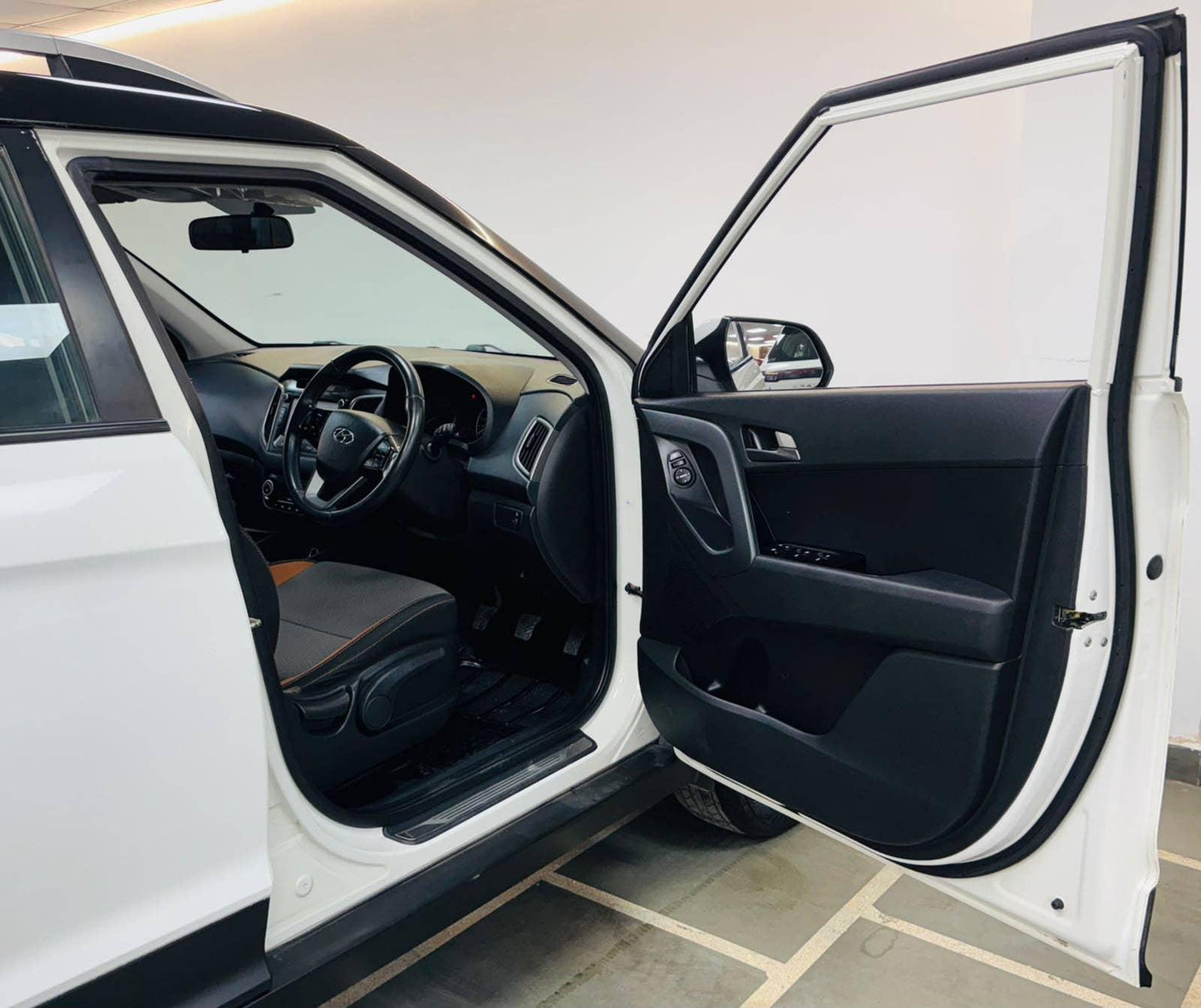 HYUNDAI CRETA 1.6 VTVT SX+ SE MT PETROL (2017)