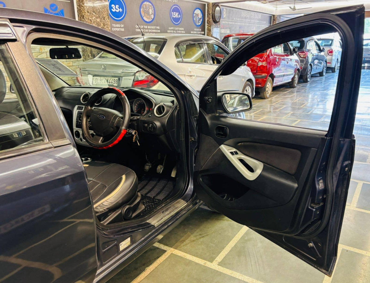 49,000 KMS FORD FIGO 1.2 ZXI PETROL (2012)