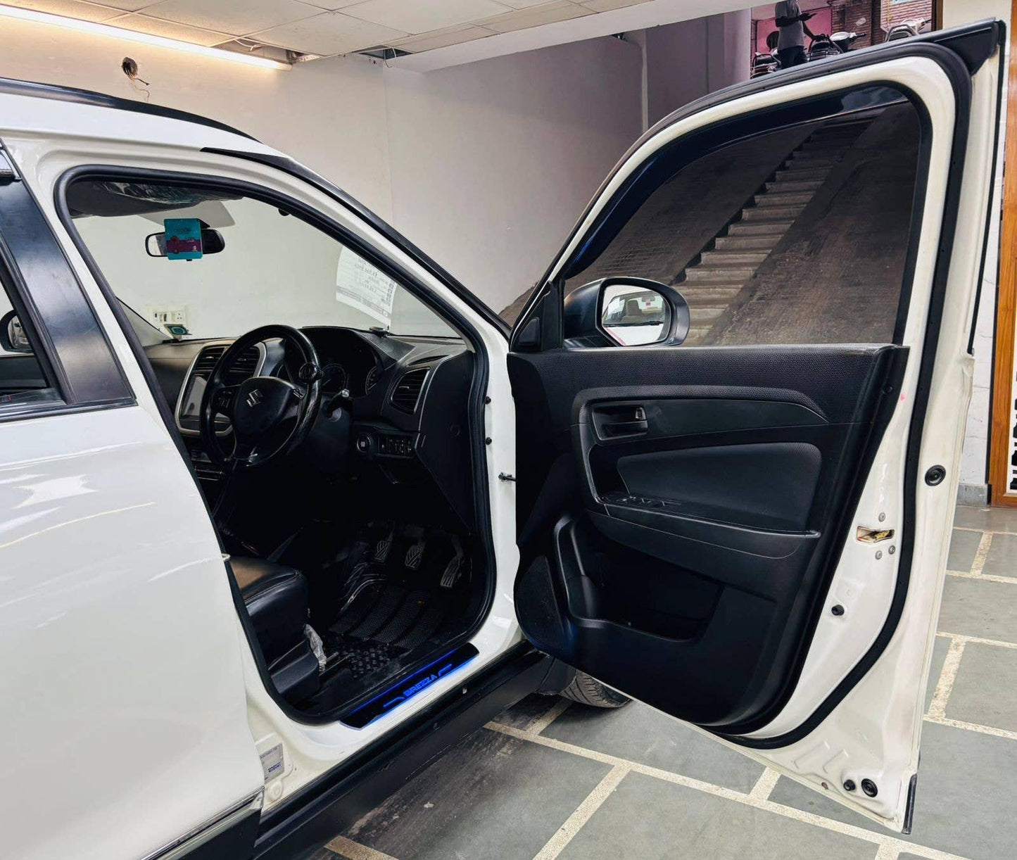 MARUTI VITARA BREZZA VXI PETROL (2022)