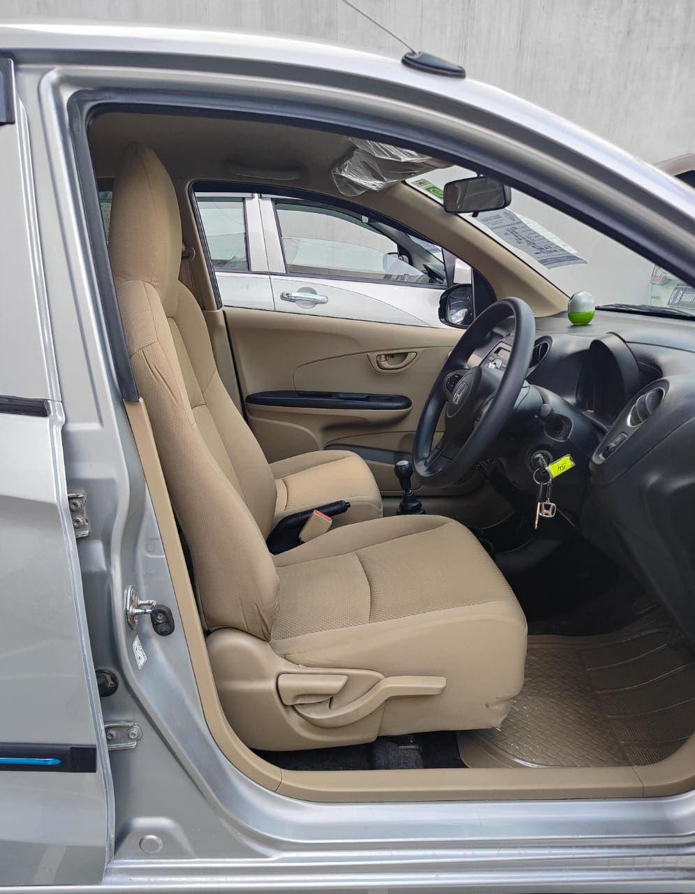 HONDA BRIO S PETROL (2015)