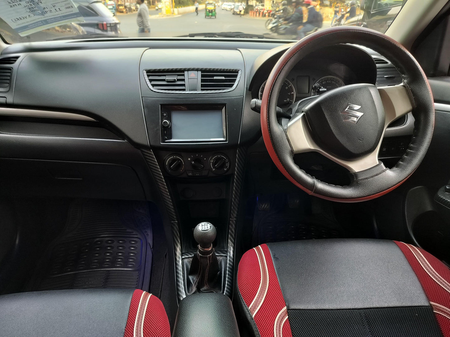45,000 KMS MARUTI SWIFT VXI PETROL (2016)