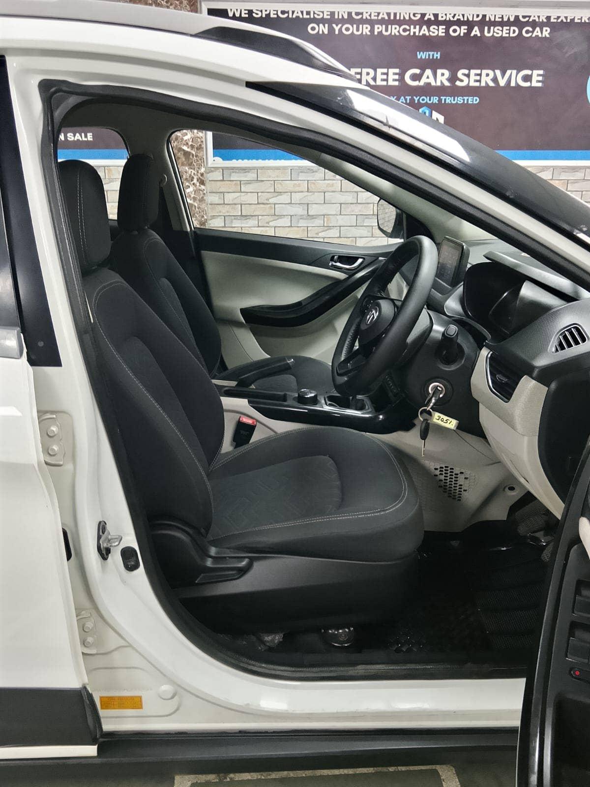 48,000 KMS TATA NEXON XZ 1.2 PETROL (2021)