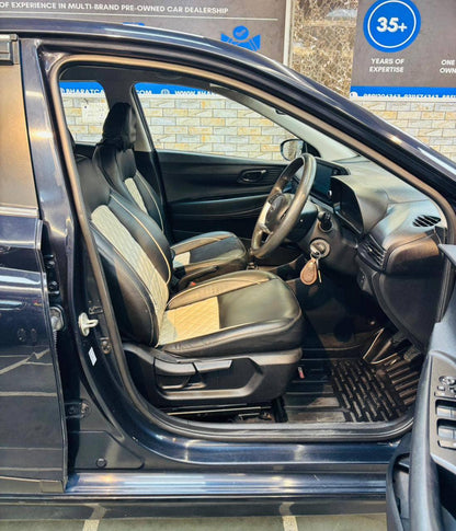 24,000 KMS HYUNDAI I20 1.2 SPORTZ MT PETROL (2021)