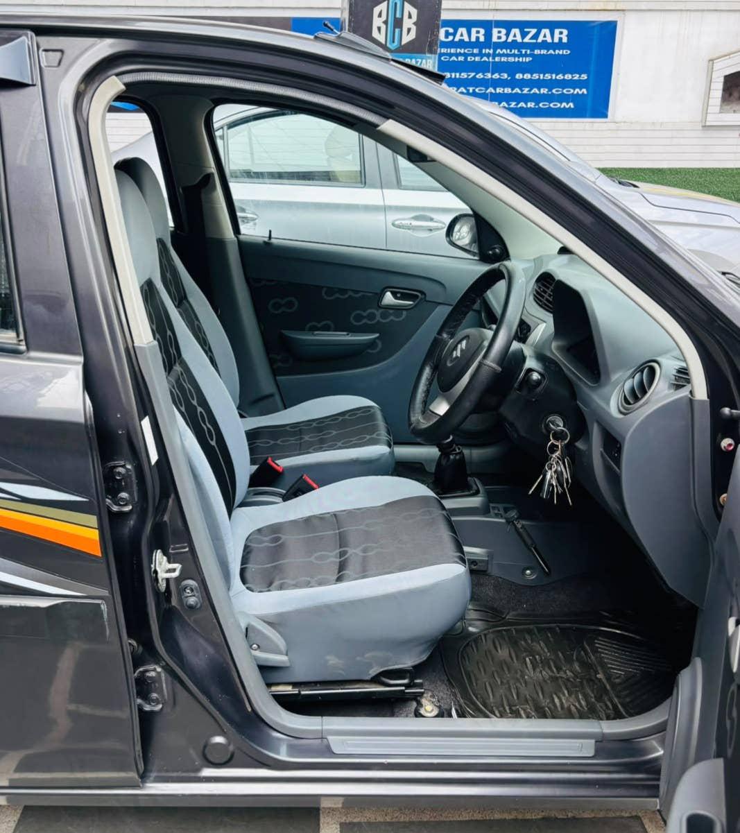 15,000 KMS MARUTI ALTO VXI PETROL (2014)