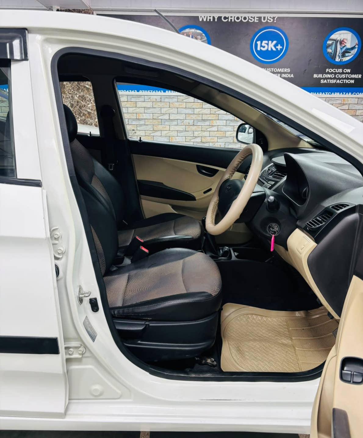 HYUNDAI EON MAGNA PETROL (2015)