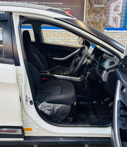 23,000 KMS TATA NEXON 1.2 XM S RTN CNG (2023)