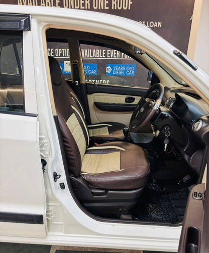9,000 KMS HYUNDAI SANTRO GL PETROL (2014)