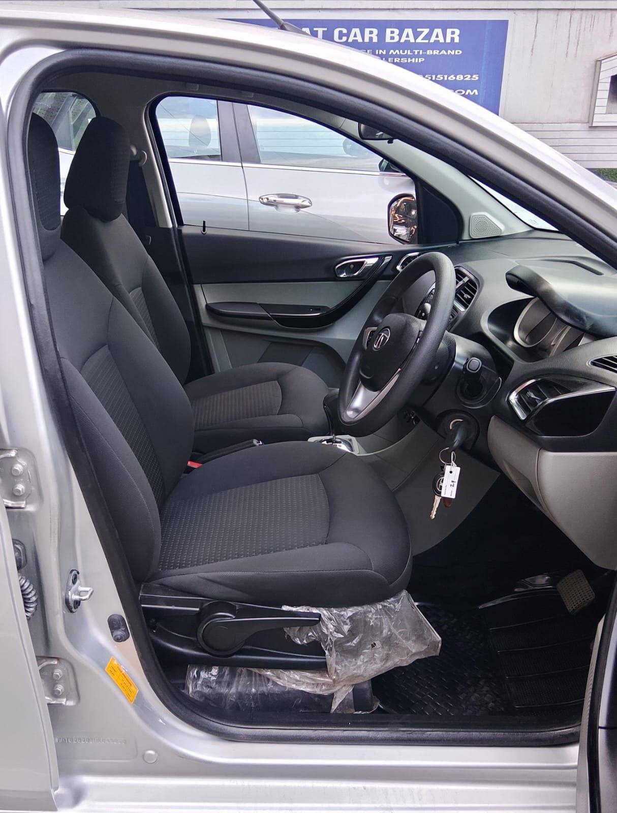 28,000 KMS TATA TIAGO XZA 1.2 PETROL (2017)