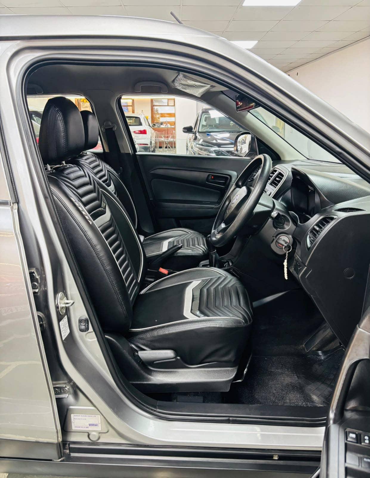 31,000 KMS MARUTI VITARA BREZZA LXI PETROL (2020)