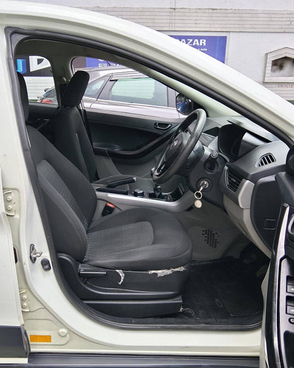 39,000 KMS TATA NEXON XM 1.5 RTQ DIESEL (2018)