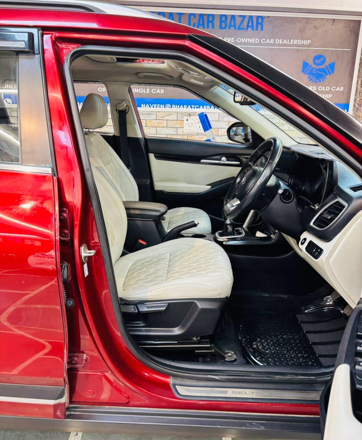 KIA SELTOS 1.5 HTX MT SUNROOF PETROL (2021)