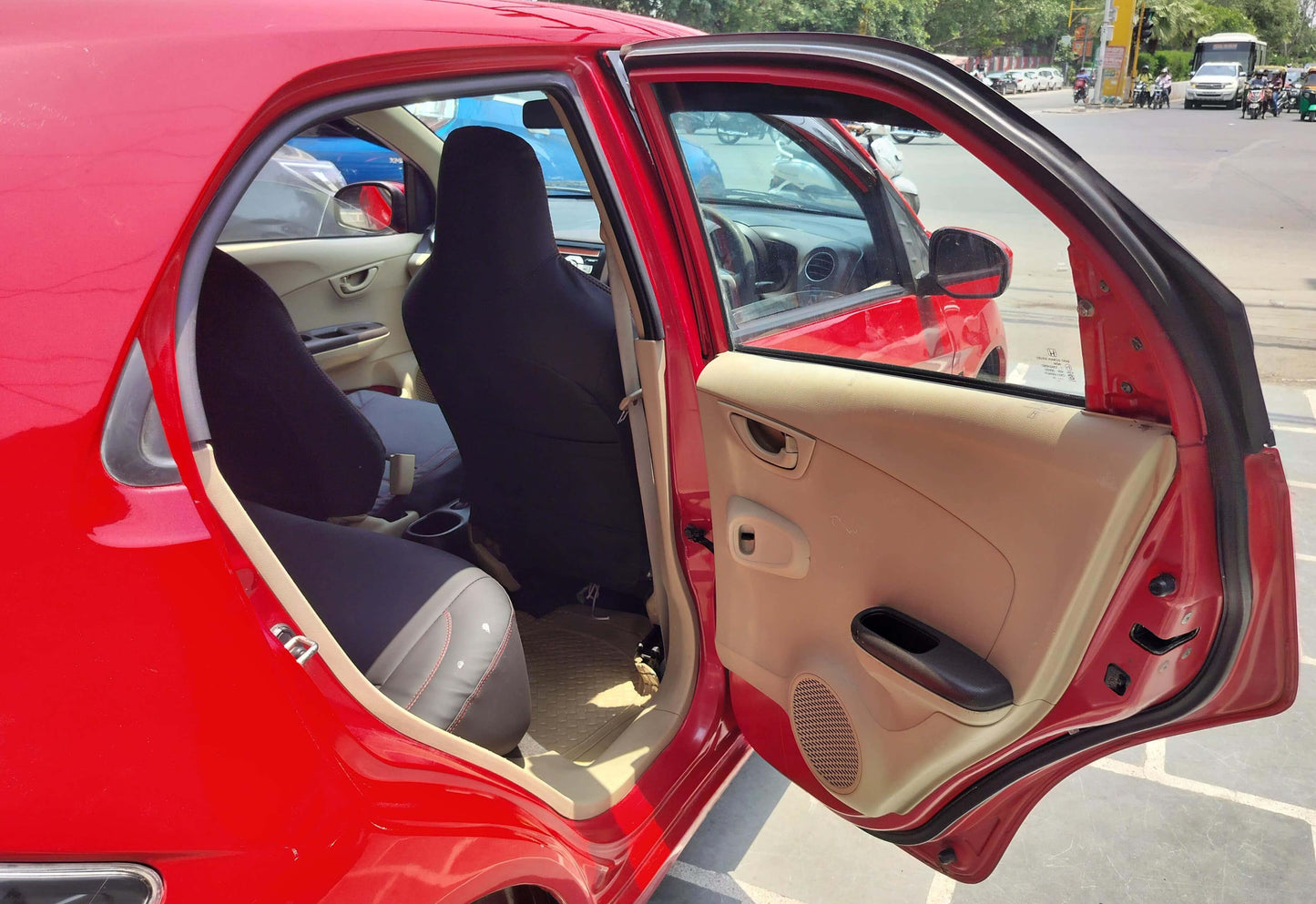 49,000 KMS HONDA BRIO SMT PETROL (2012)