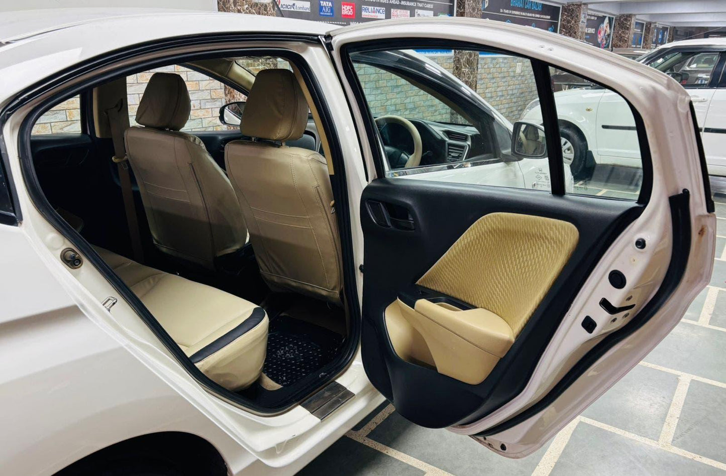 HONDA CITY E MT PETROL (2014)
