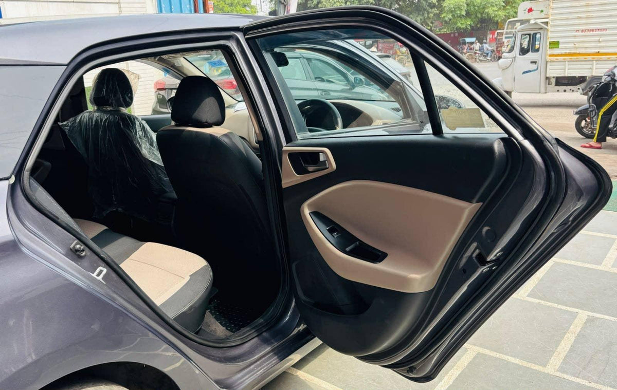 27,000 KMS HYUNDAI I20 MAGNA 1.2 PETROL (2017)