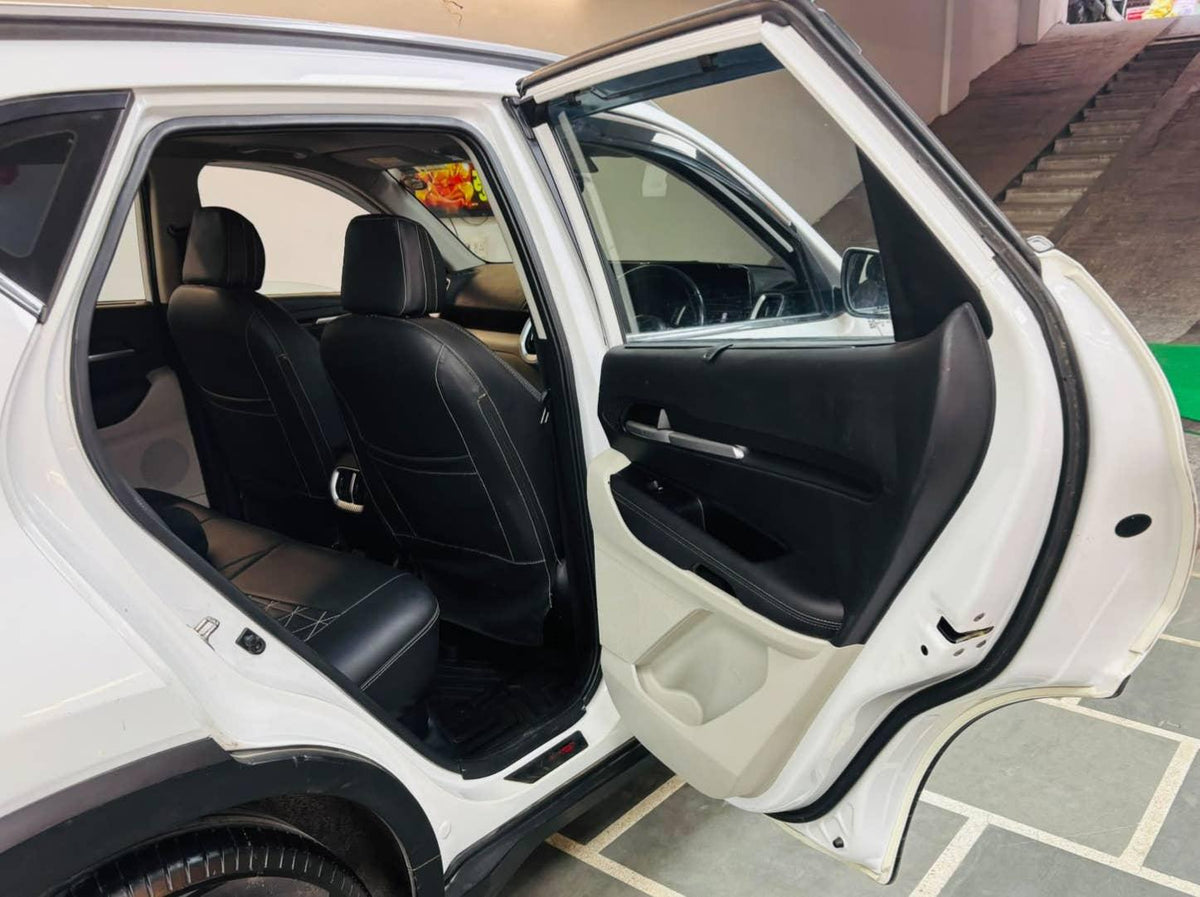 KIA SONET D 1.5 6MT HTX DIESEL (2022)