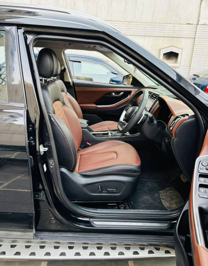 39,000 KMS HYUNDAI ALCAZAR SIGNATURE (O) 6 STR 1.5 DCT PETROL (2023)