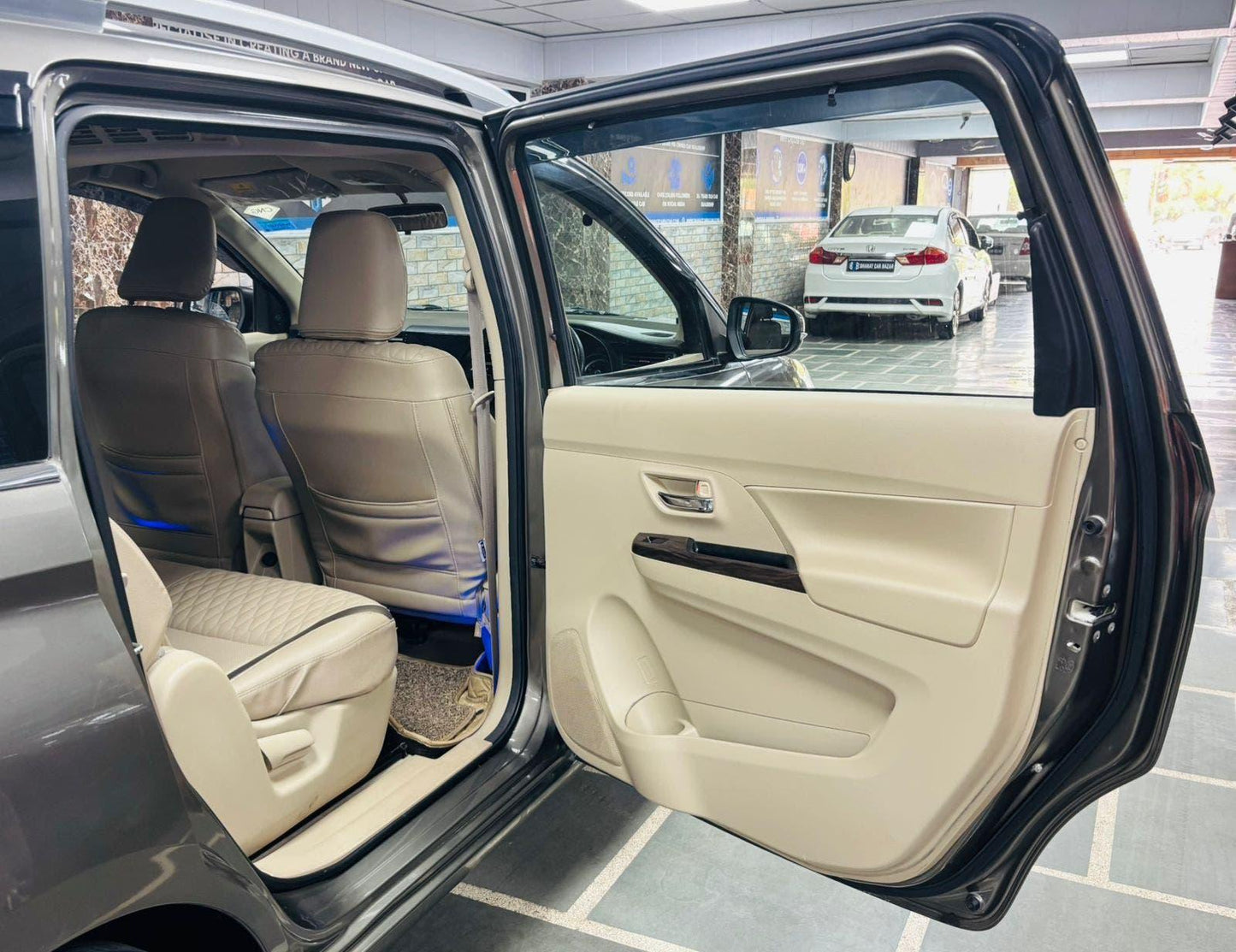 20,000 KMS MARUTI ERTIGA VXI CNG (2021)