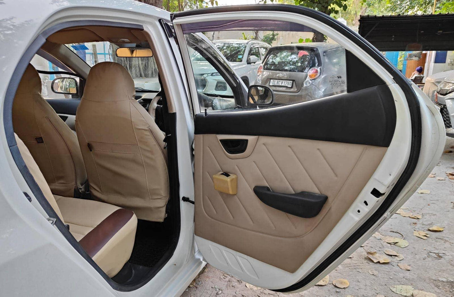 HYUNDAI EON D-LITE+ S PETROL (2015)