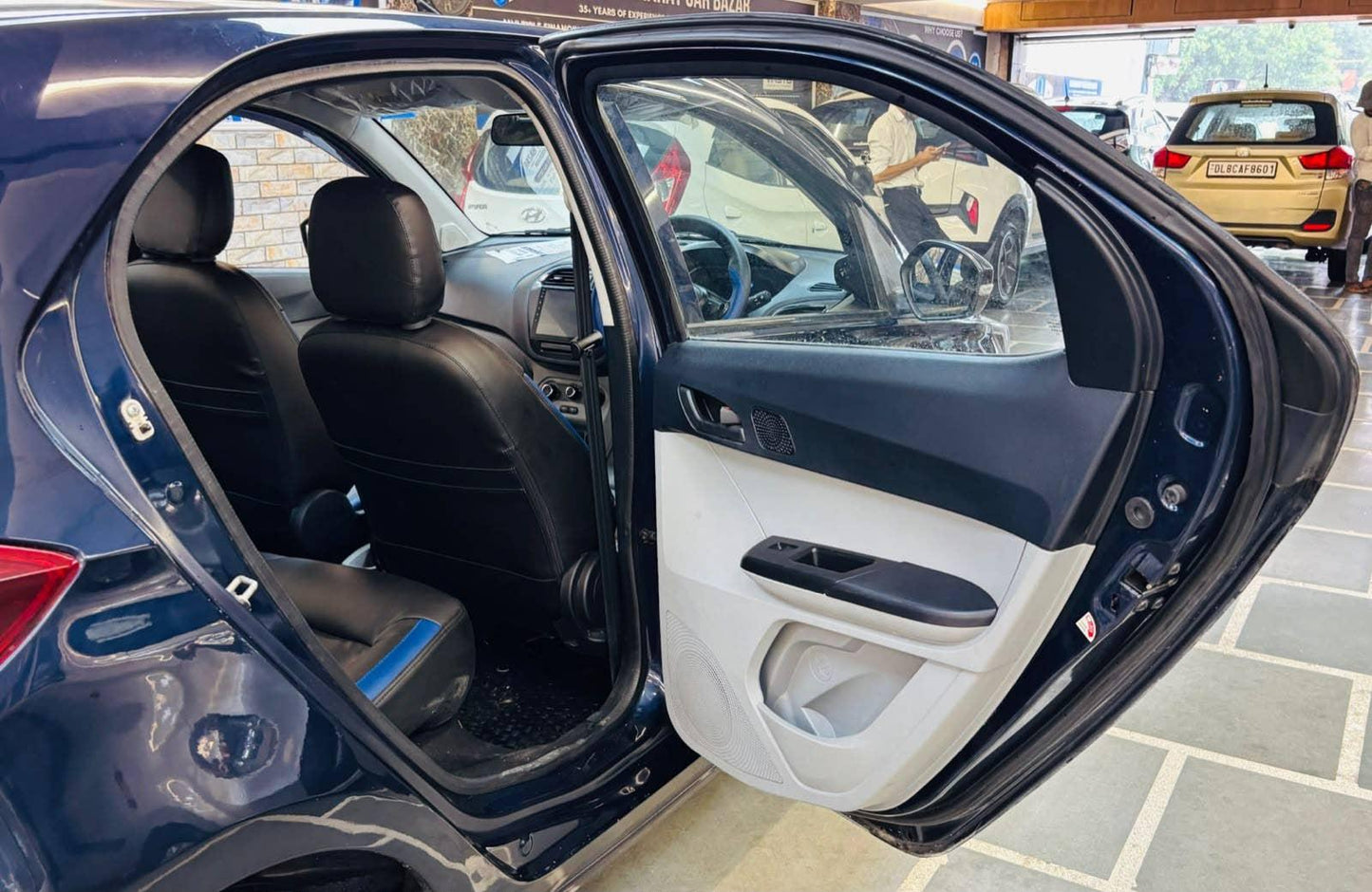 21,000 KMS TATA TIAGO XT (O) 1.2 RTN PETROL (2023)