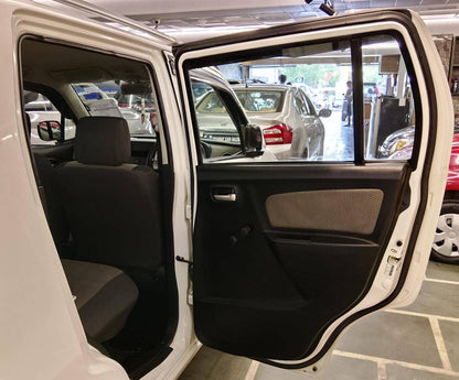 2,000 KMS MARUTI WAGONR LXI PETROL (2014)