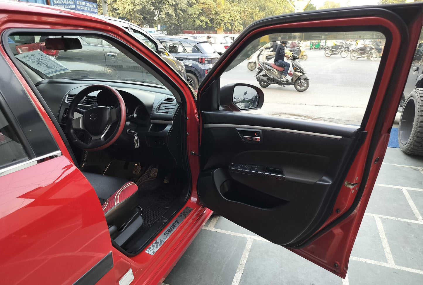 45,000 KMS MARUTI SWIFT VXI PETROL (2016)