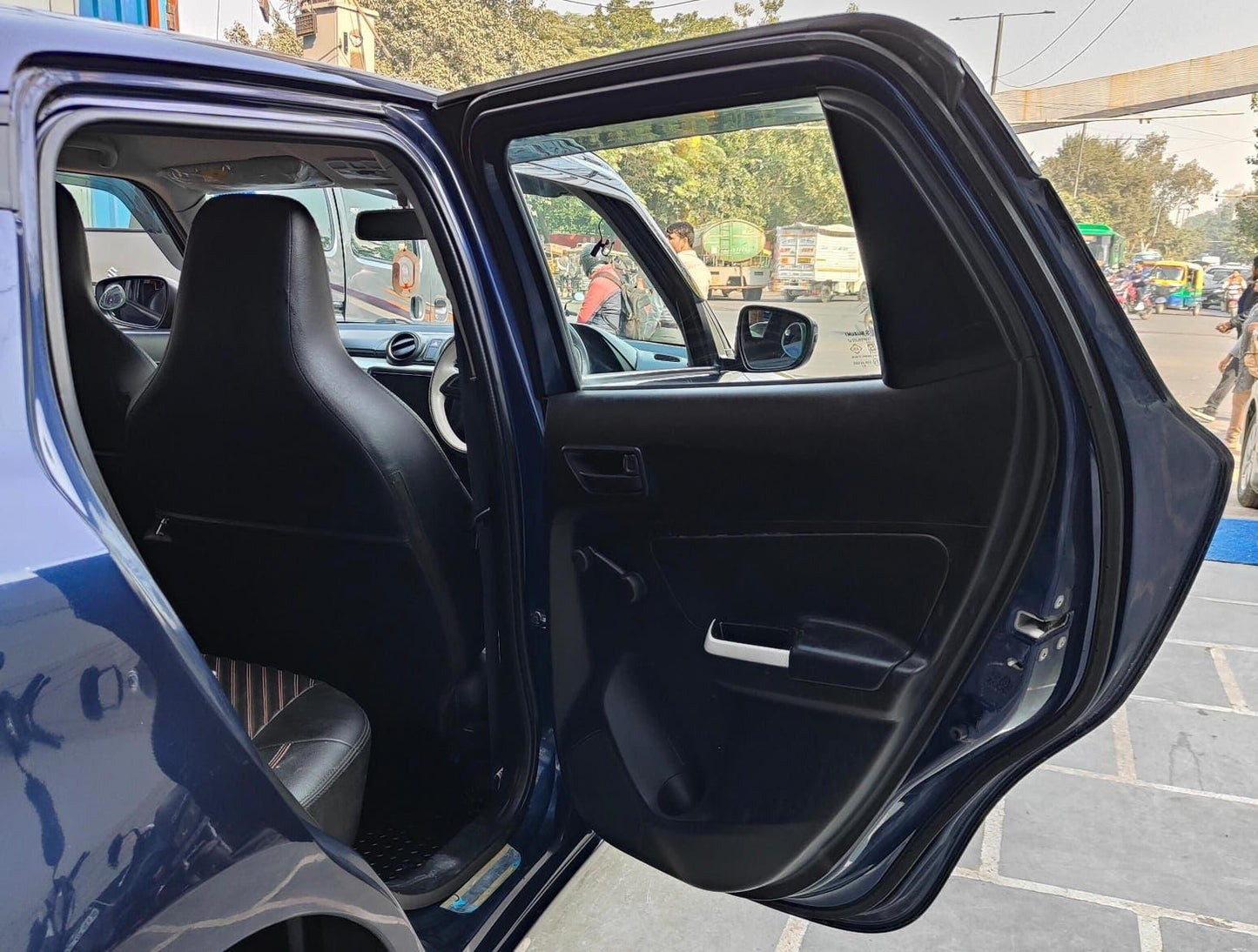 MARUTI SWIFT LXI PETROL (2019)