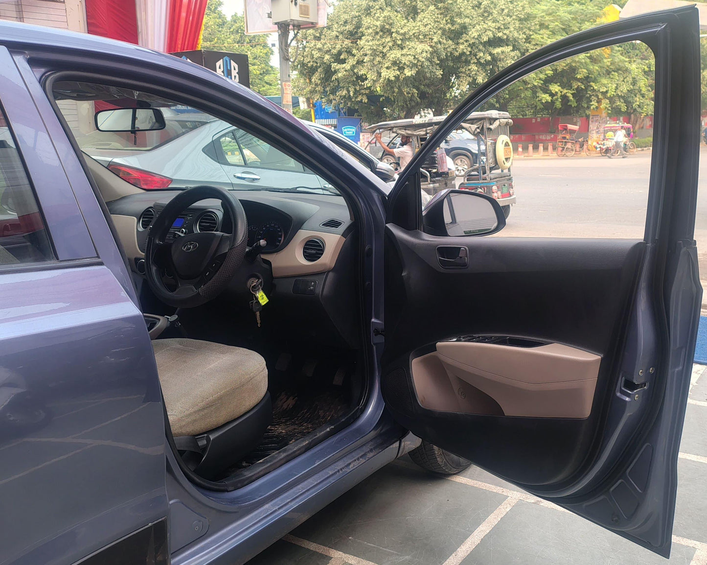 36,000 KMS HYUNDAI GRAND I10 MAGNA PETROL (2016)