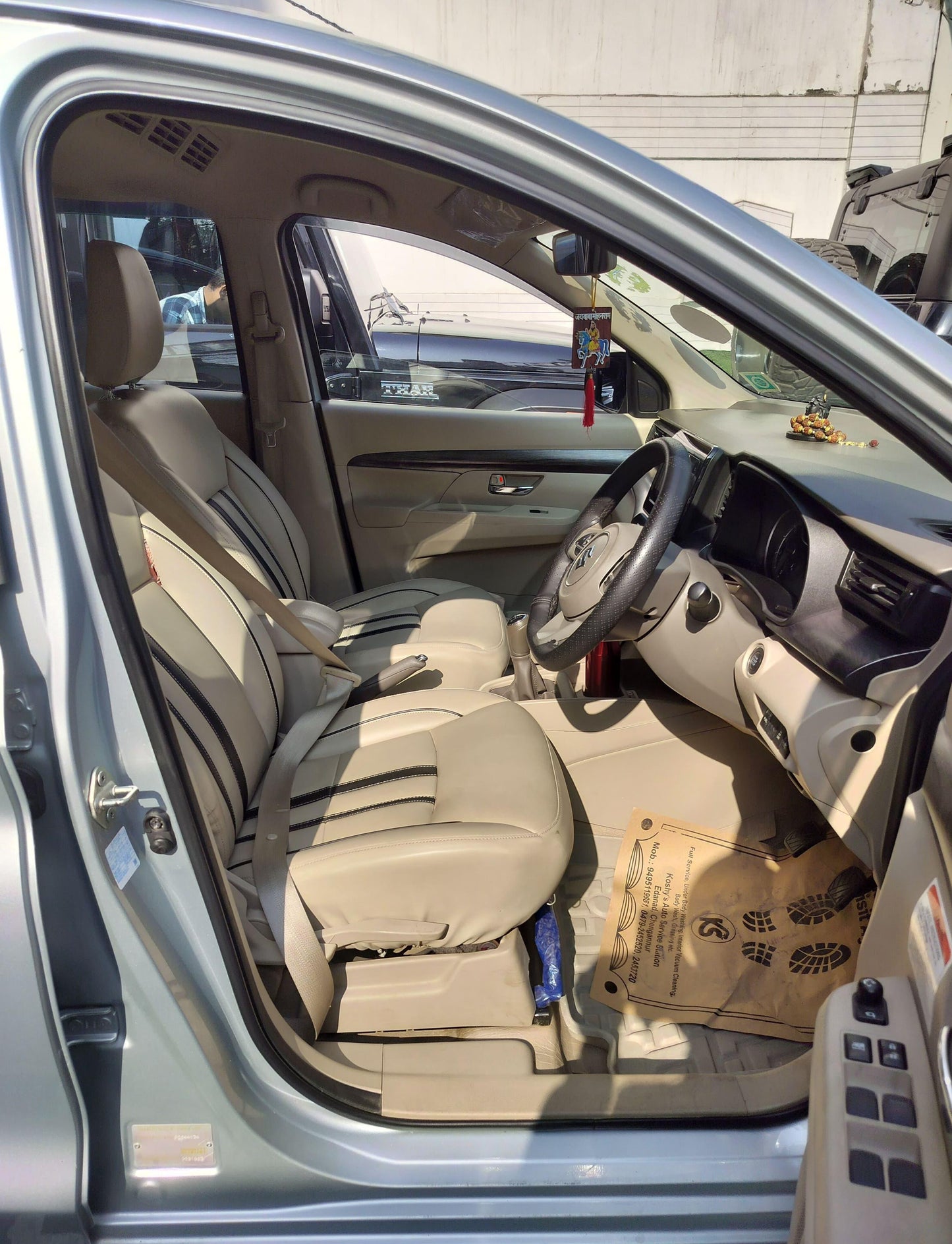 44,000 KMS MARUTI ERTIGA ZXI (O) GREEN CNG (2023)