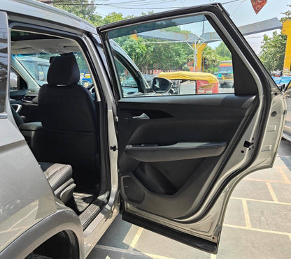11,000 KMS MORRIS GARAGES HECTOR SHARP HYBRID MT 1.5 PETROL (2020)