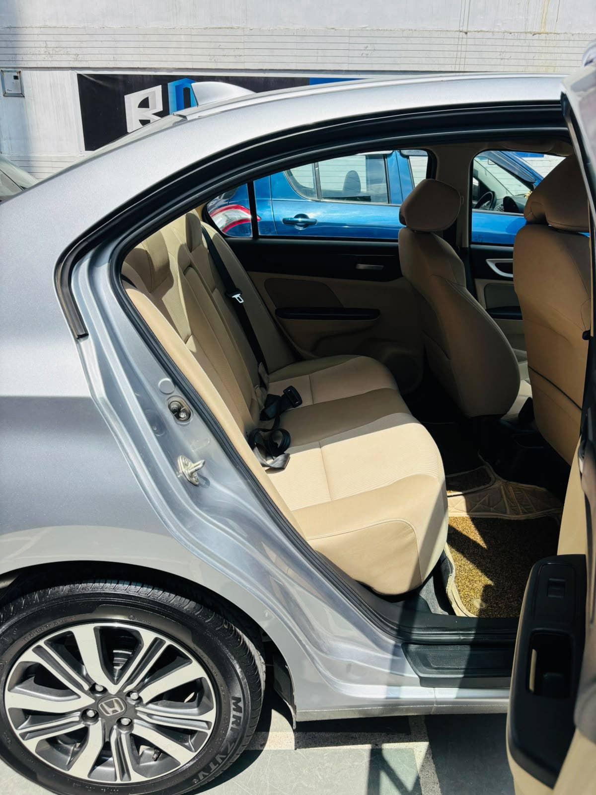 18,000 KMS HONDA AMAZE 1.2 RDE VX CVT PETROL (2023)