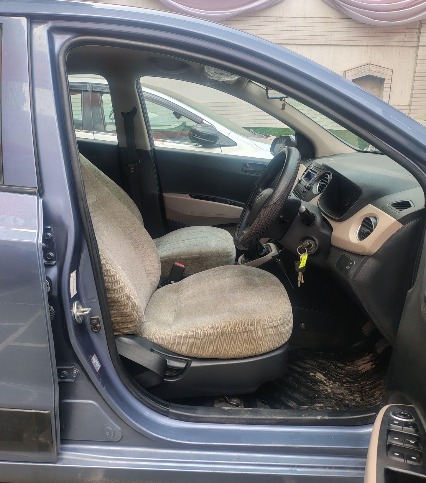 36,000 KMS HYUNDAI GRAND I10 MAGNA PETROL (2016)