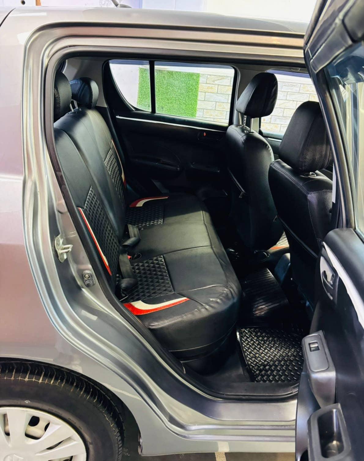 25,000 KMS MARUTI SWIFT LXI PETROL (2017)