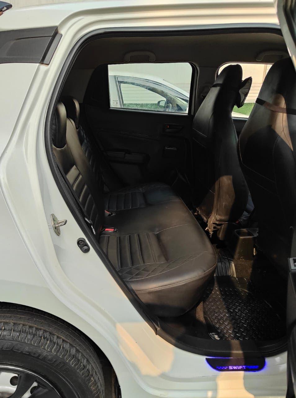 22,000 KMS MARUTI SWIFT LXI PETROL (2020)