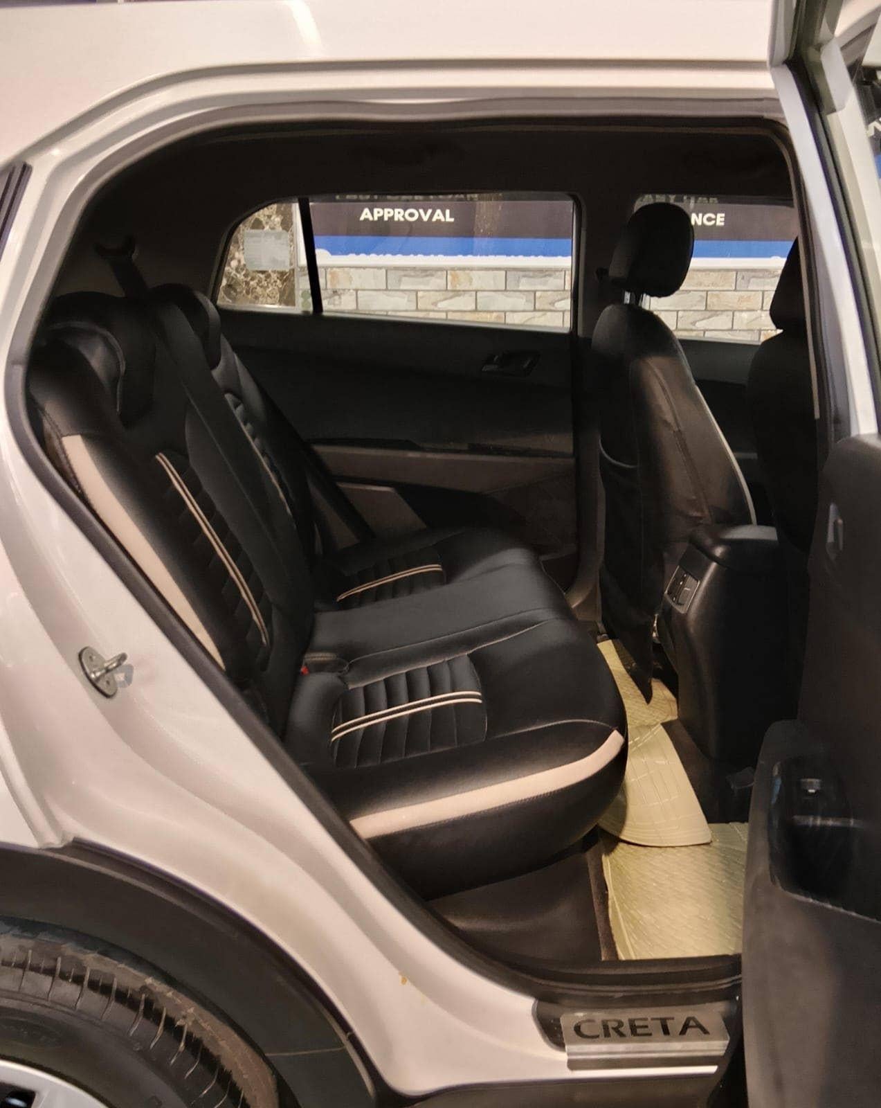 39,000 KMS HYUNDAI CRETA 1.6 E+ VTVT PETROL (2017)