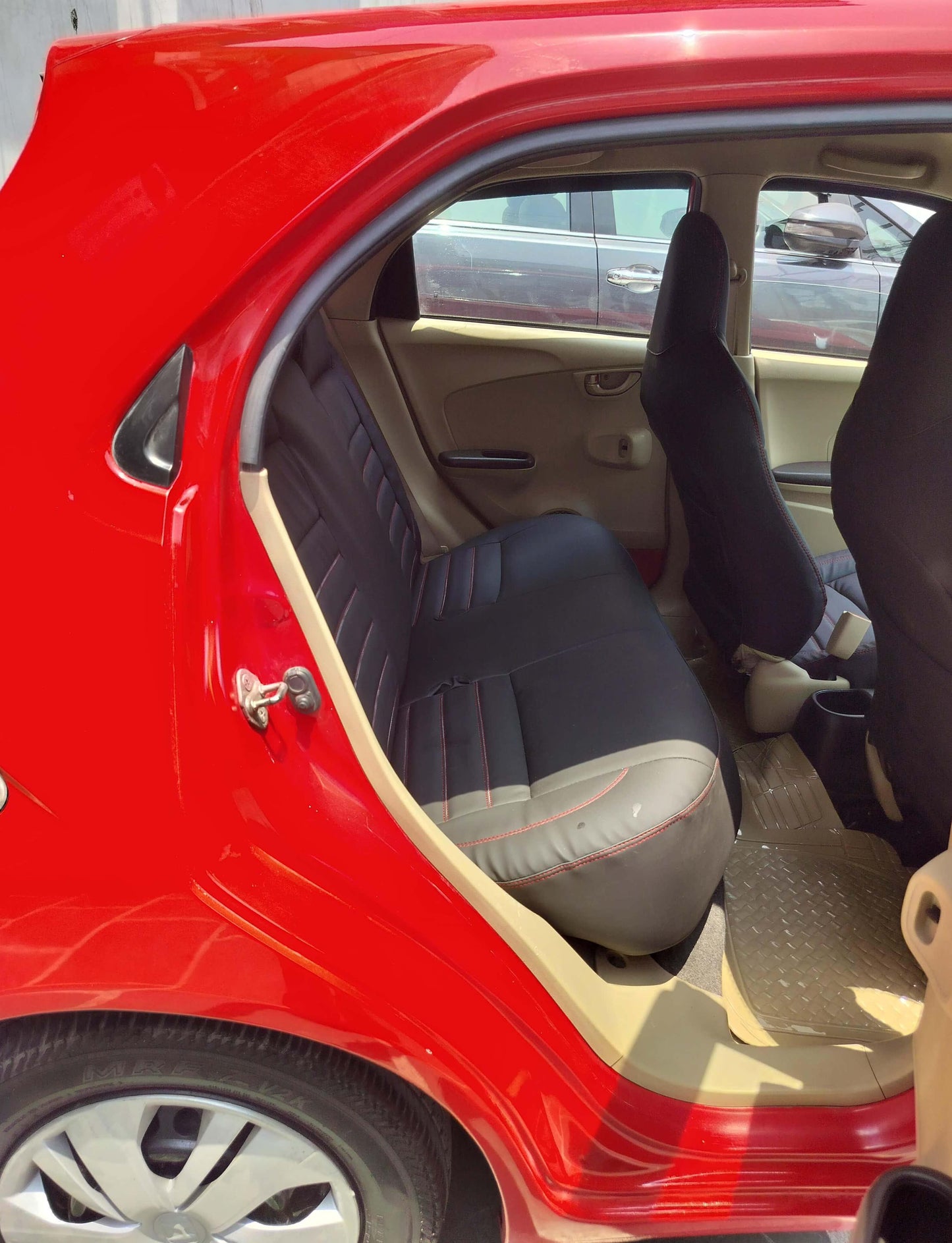 49,000 KMS HONDA BRIO SMT PETROL (2012)