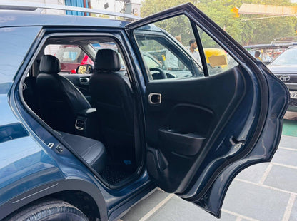 HYUNDAI VENUE 1.0 TURBO GDI MT SX SUNROOF (2019)