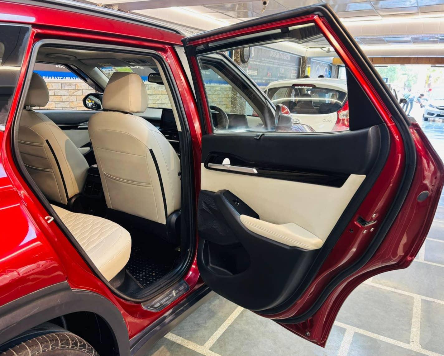 KIA SELTOS 1.5 HTX MT SUNROOF PETROL (2021)