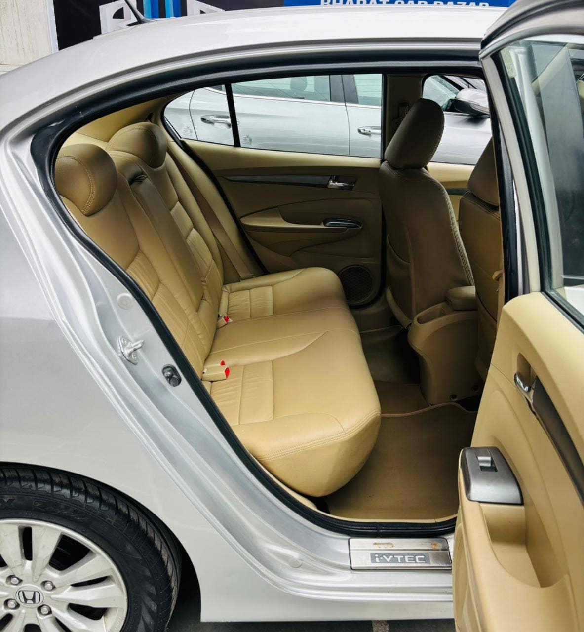 45,000 KMS HONDA CITY 1.5 V MT PETROL (2013)