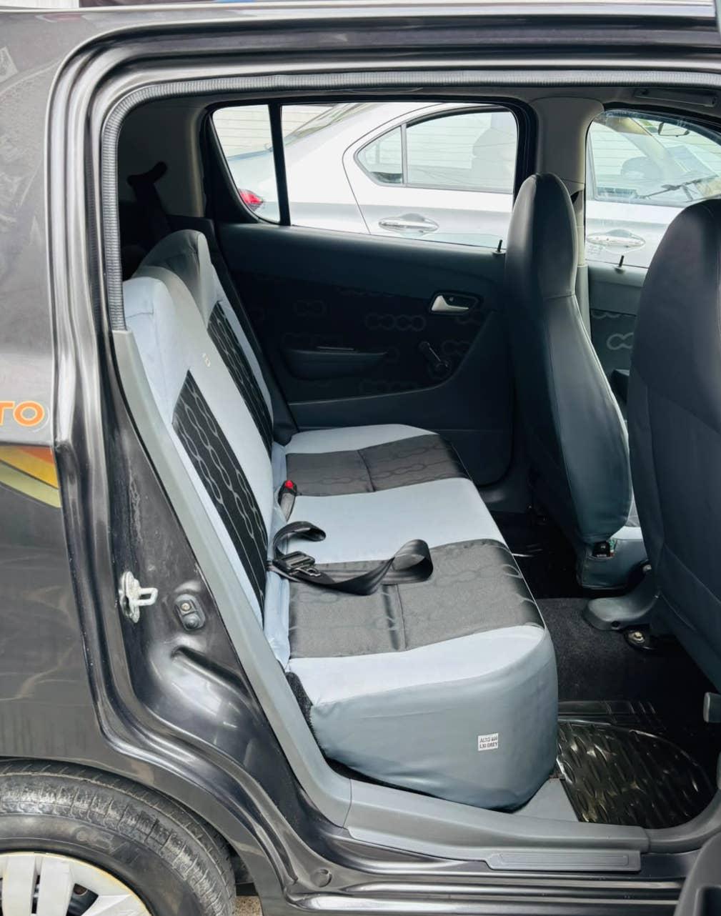 15,000 KMS MARUTI ALTO VXI PETROL (2014)