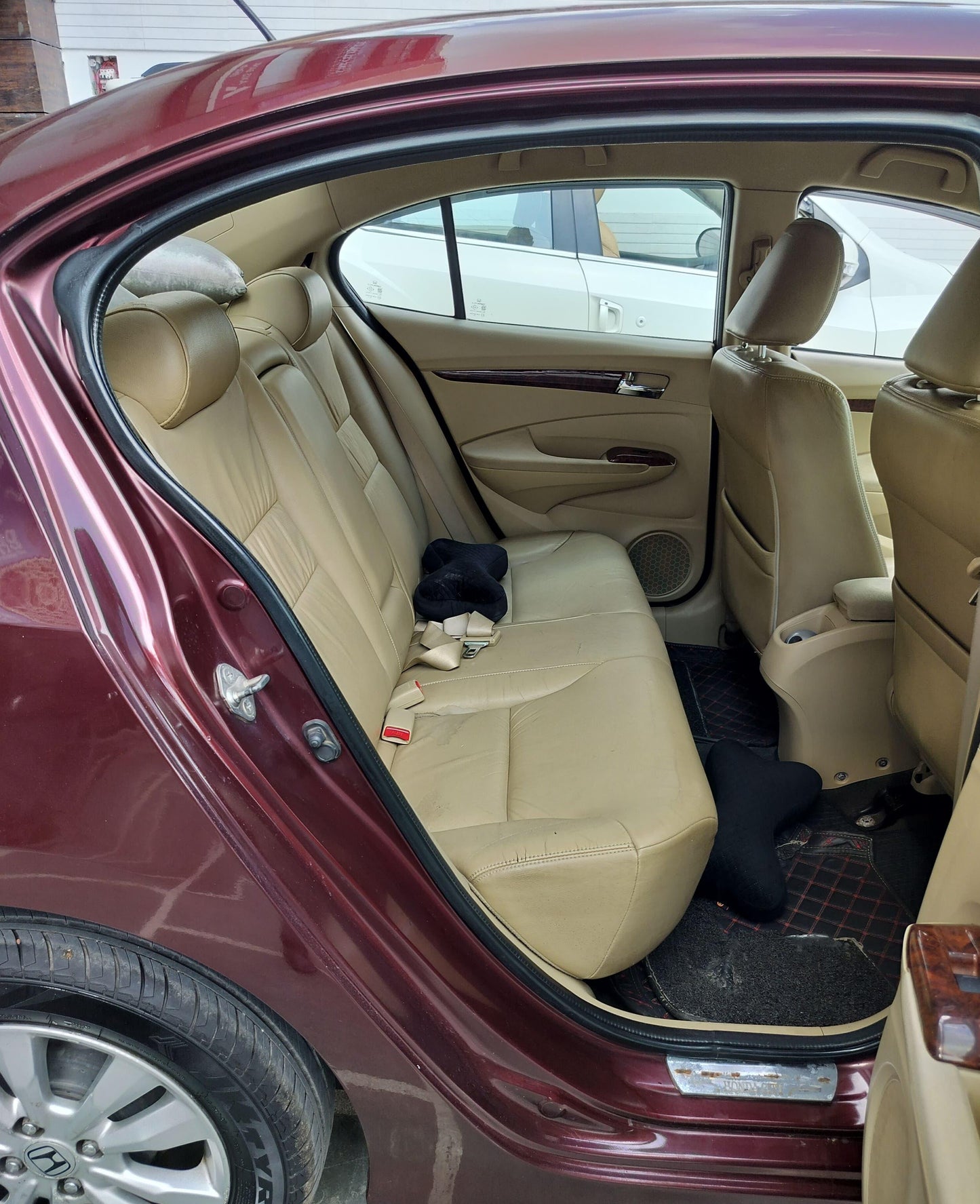 HONDA CITY V MT PETROL (2012)