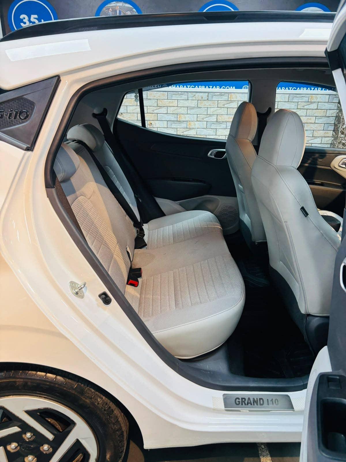 14,000 KMS HYUNDAI GRAND I10 NIOS 1.2 SPORTZ MT KAPPA PETROL (2025)