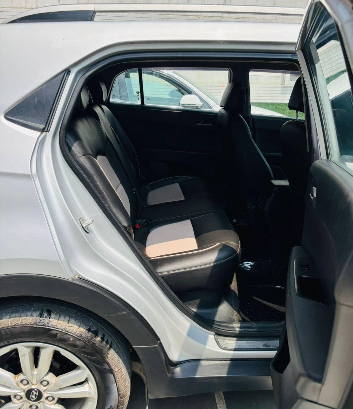 HYUNDAI CRETA SX+ 1.6 MT PETROL (2015)