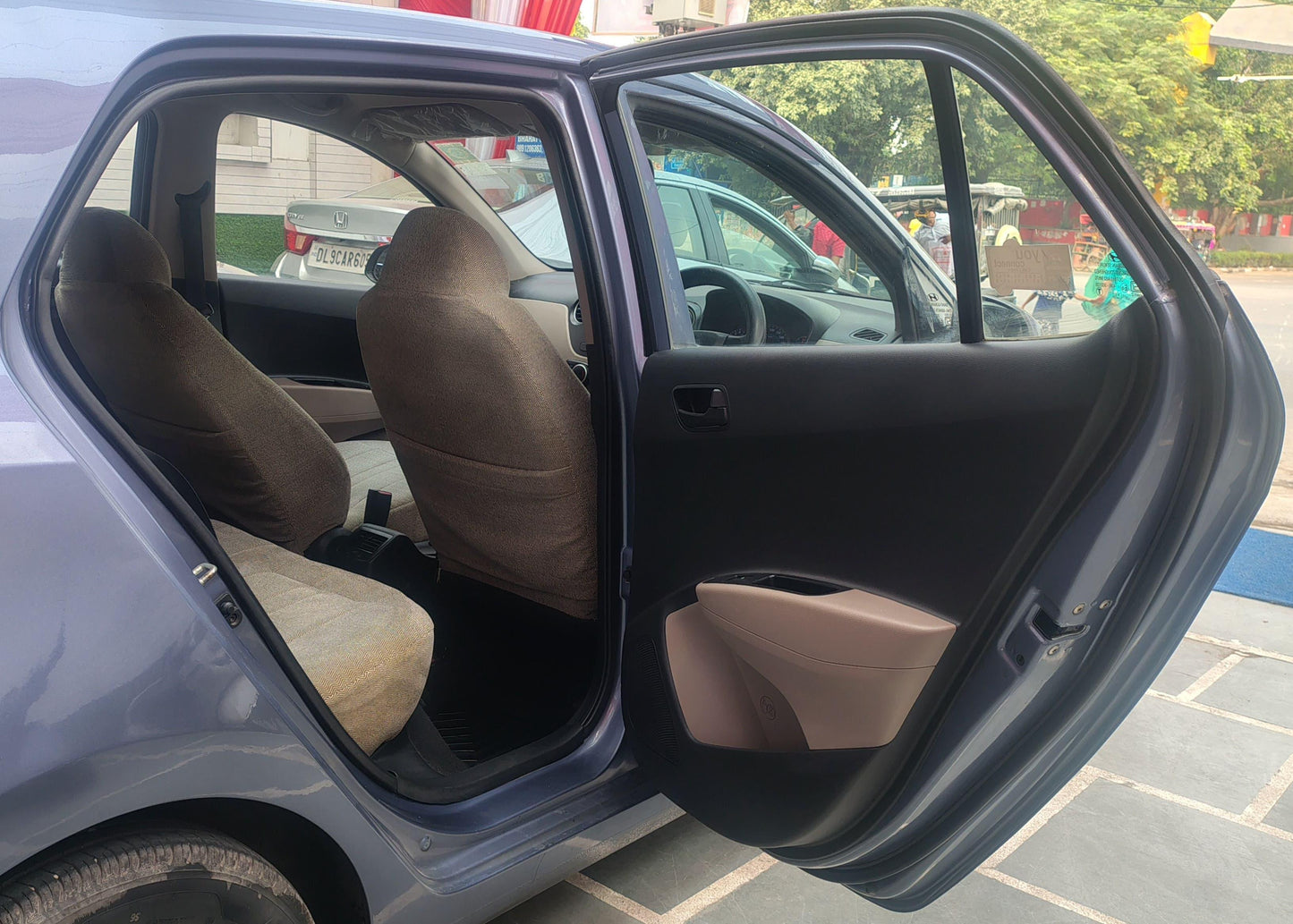 36,000 KMS HYUNDAI GRAND I10 MAGNA PETROL (2016)